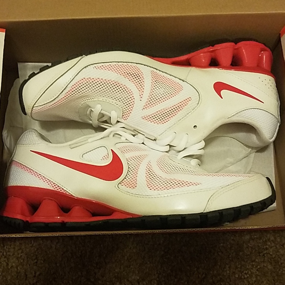 Womens Nike Reax Run 7